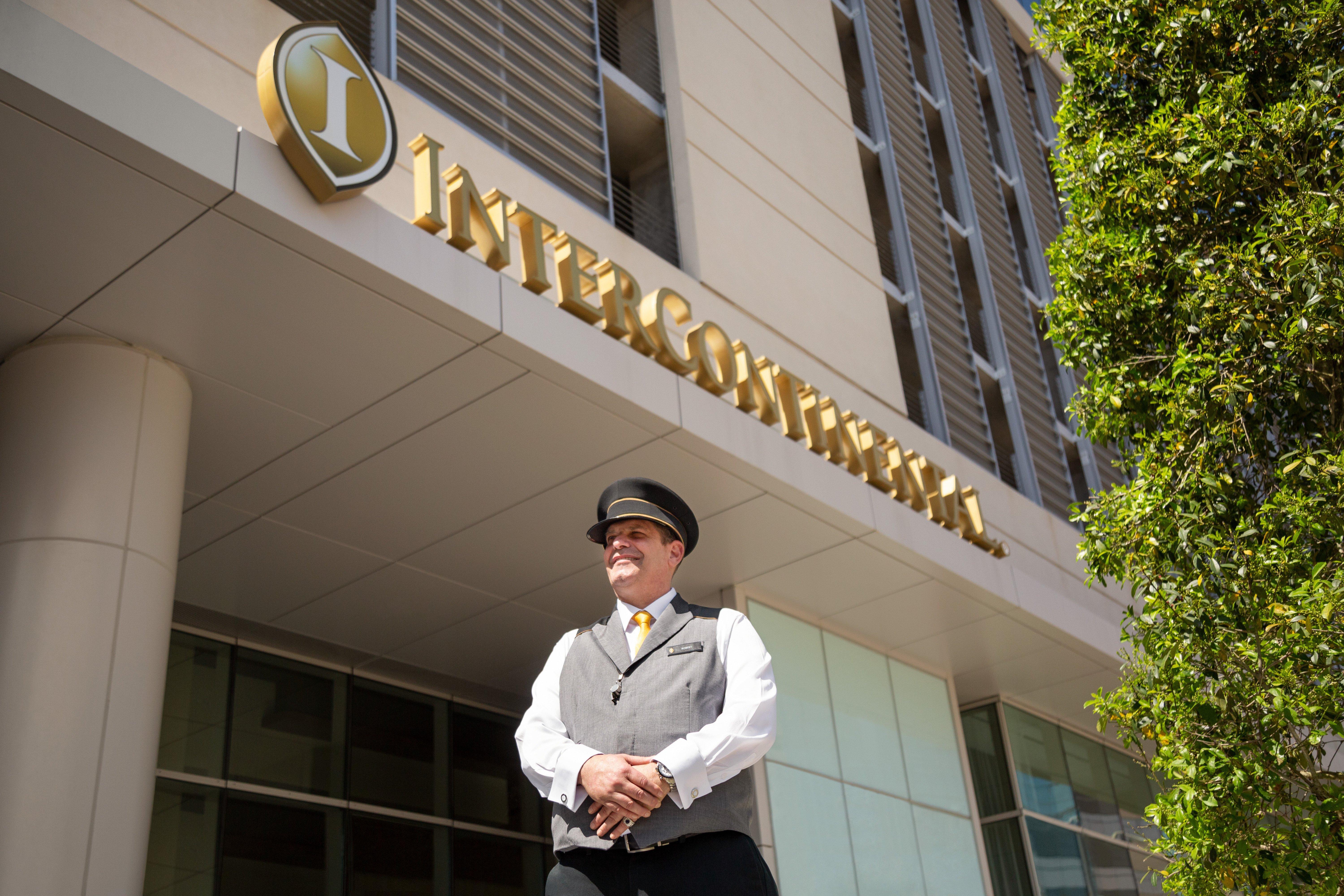 Intercontinental Houston By Ihg Hotel Bagian luar foto