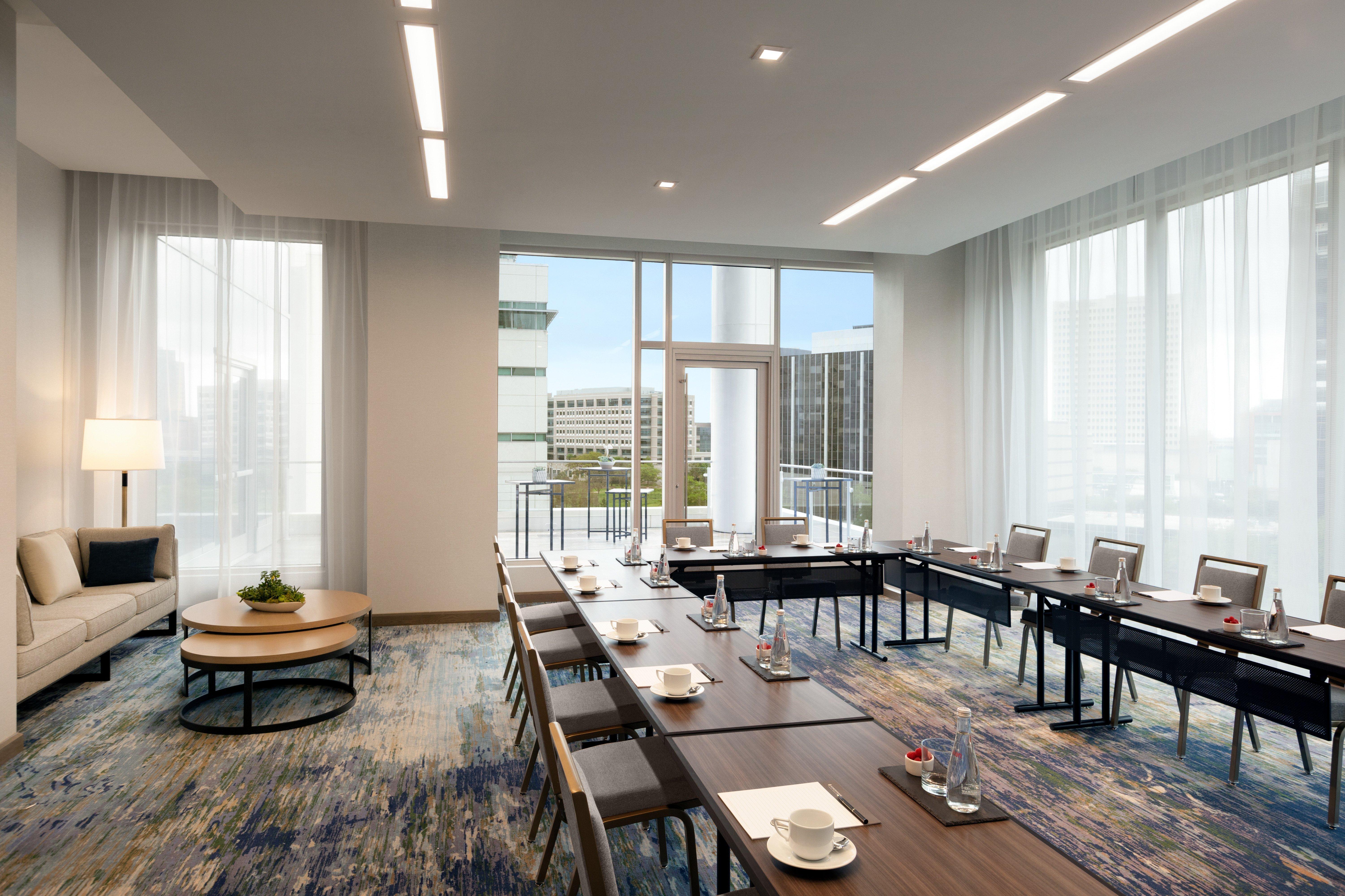 Intercontinental Houston By Ihg Hotel Bagian luar foto