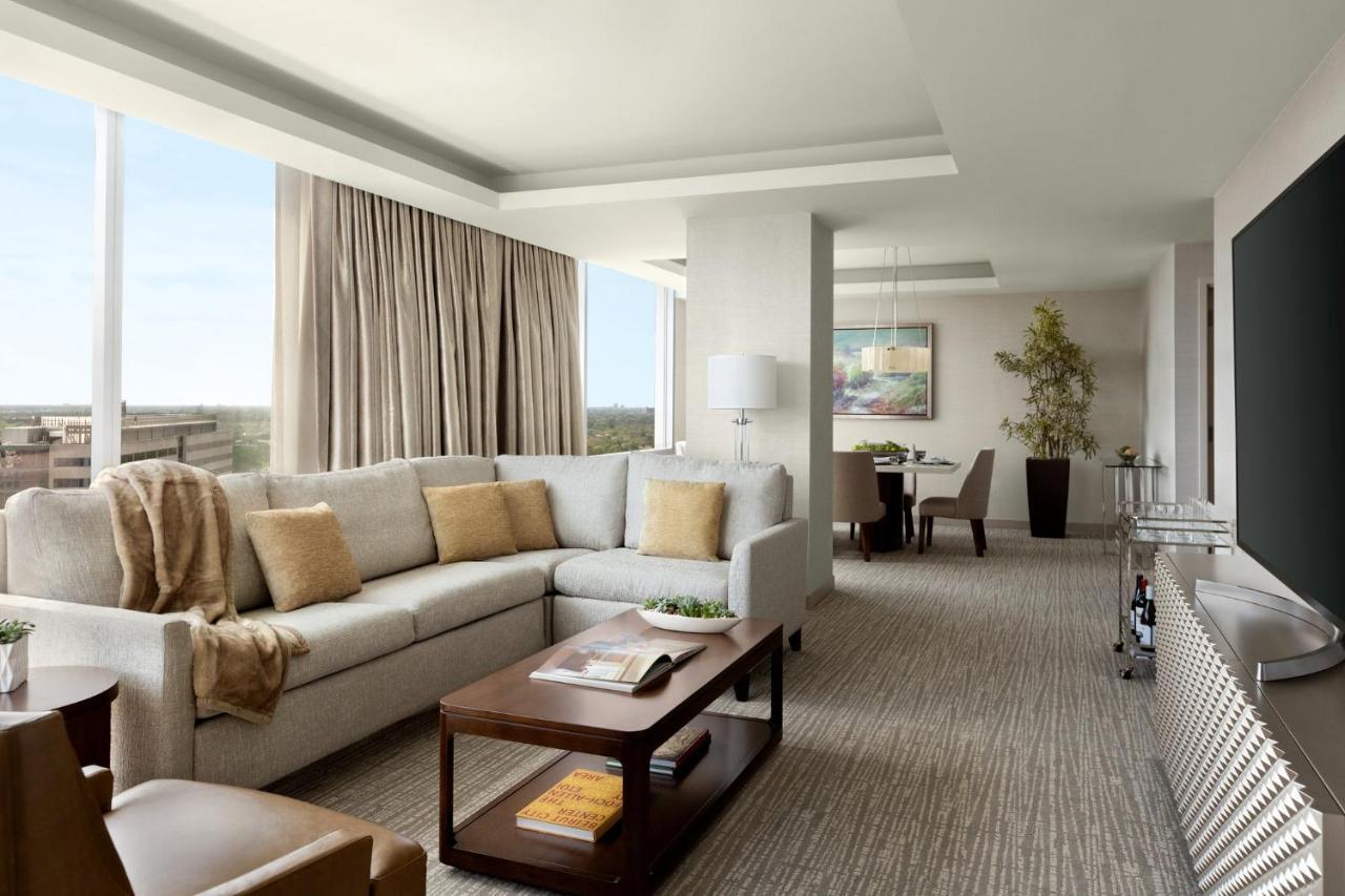 Intercontinental Houston By Ihg Hotel Bagian luar foto